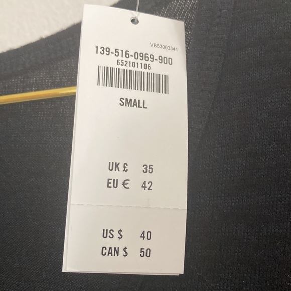 Abercrombie and Fitch Soft A&F Cozy long Sleeve Knit - Picture 6 of 15